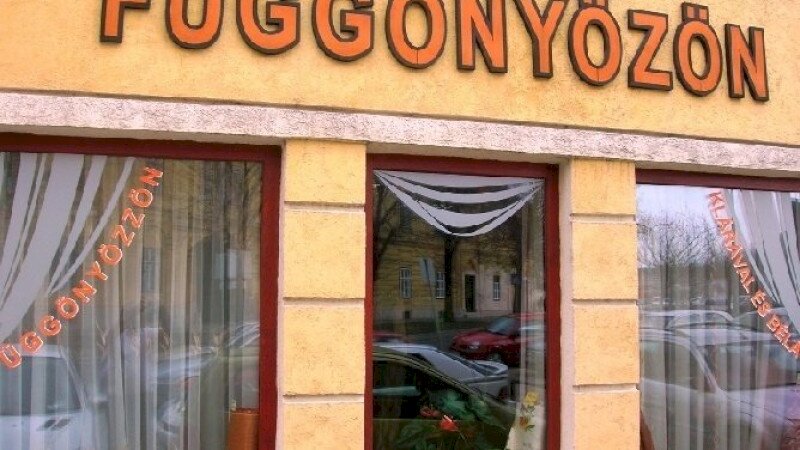 Függönyözön