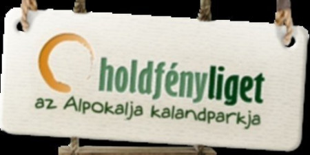 Holdfényliget az Alpokalja Kalandparkja